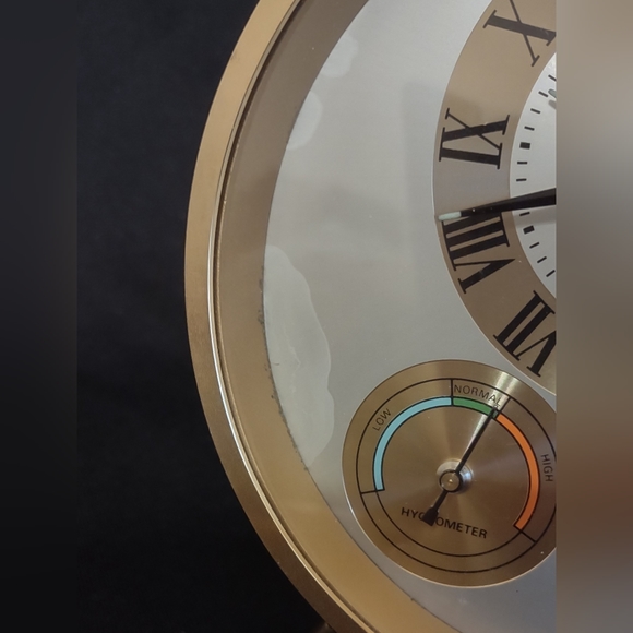 Vintage Mid Century Bulova Weather Station Temperature Hygrometer Desk Clock - Picture 7 of 10